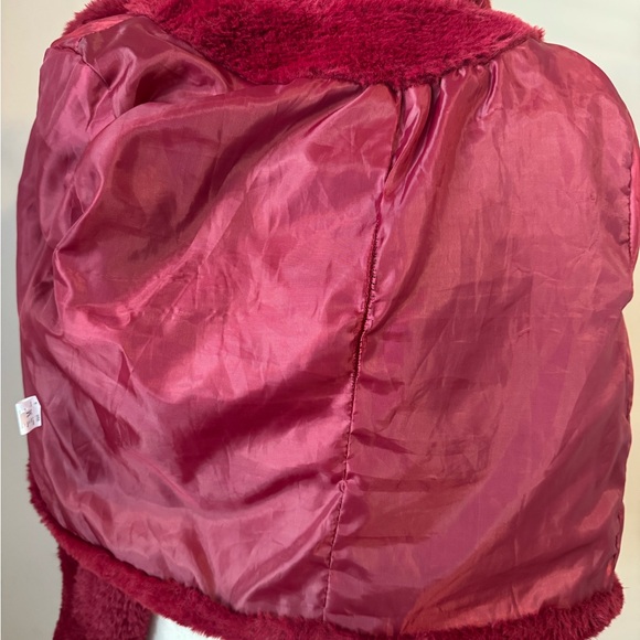Women's Red Faux Fur Jacket - Picture 6 of 7